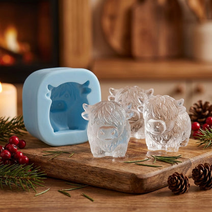 🐮 Mini Highland Cow Ice Cube Mold – Buy 2 Free Shipping