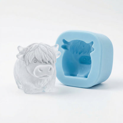 🐮 Mini Highland Cow Ice Cube Mold – Buy 2 Free Shipping