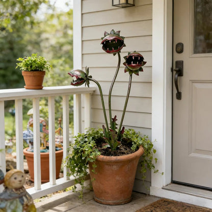 LAST DAY 59% OFF - 🌵Whimsical Metal Carnivorous Plant Garden Stake